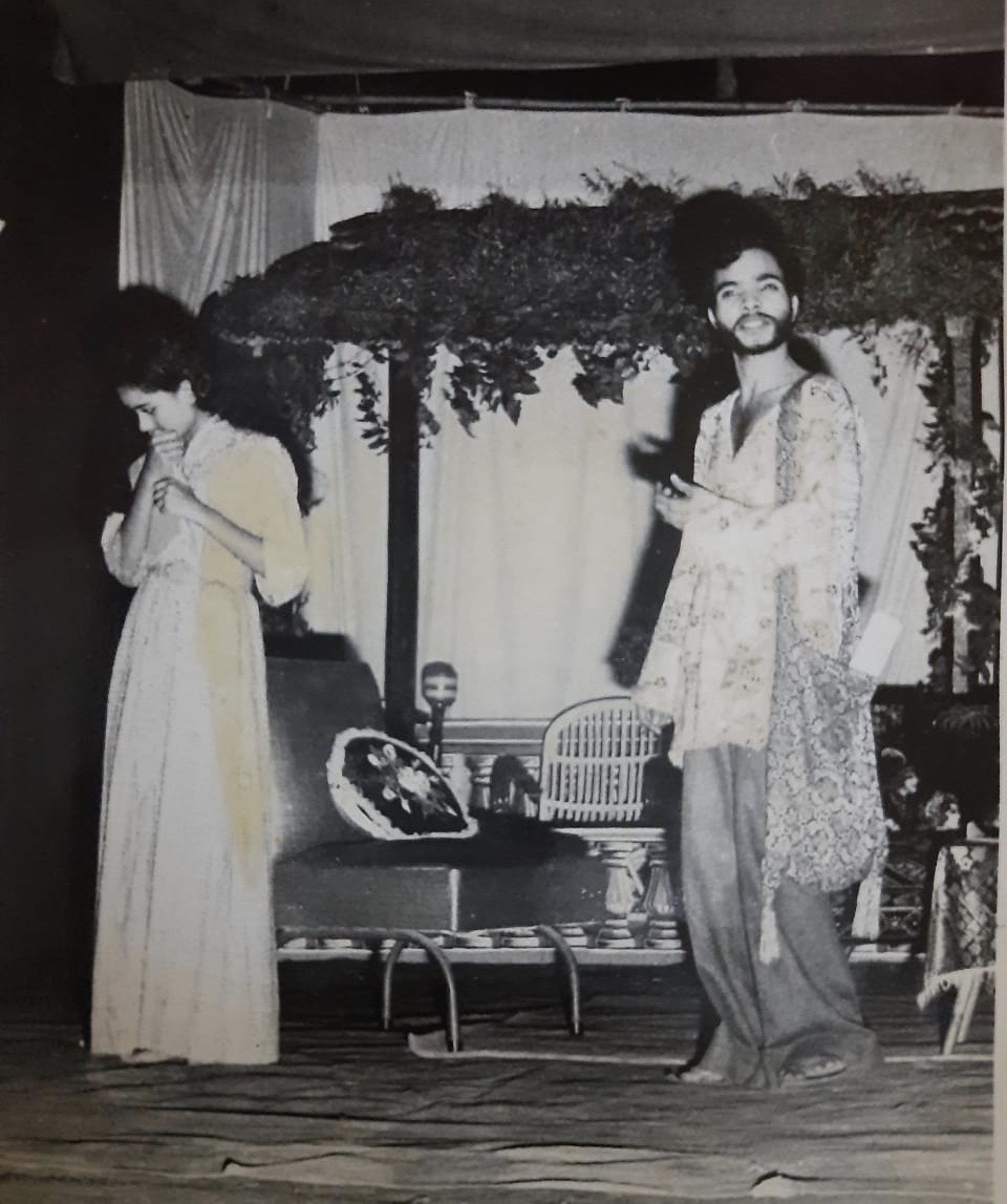 IMAGE 2_1976_Gauri and Avdhut Kamat performing a scene from the drama(natak), _kali ekda fulali hoti_2